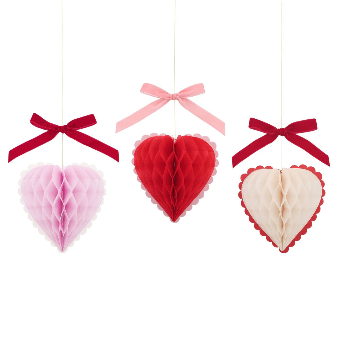 Decoración de corazones con forma de panal