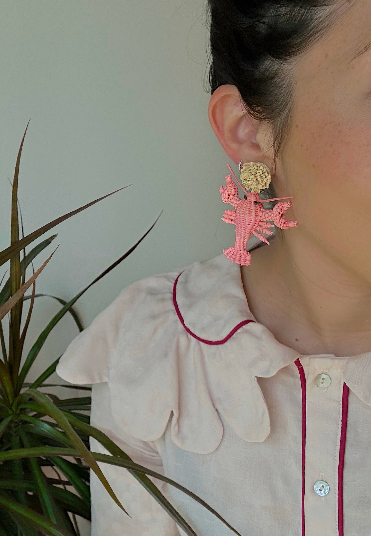 Pendientes Langosta Rosa