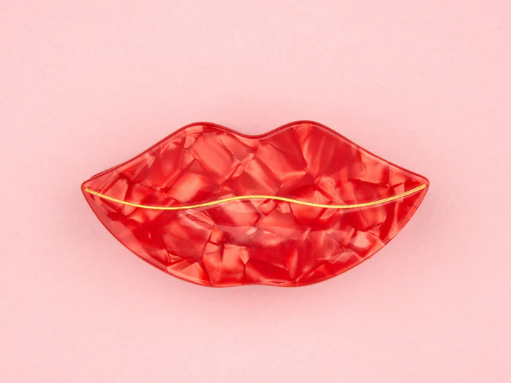Pinza labios