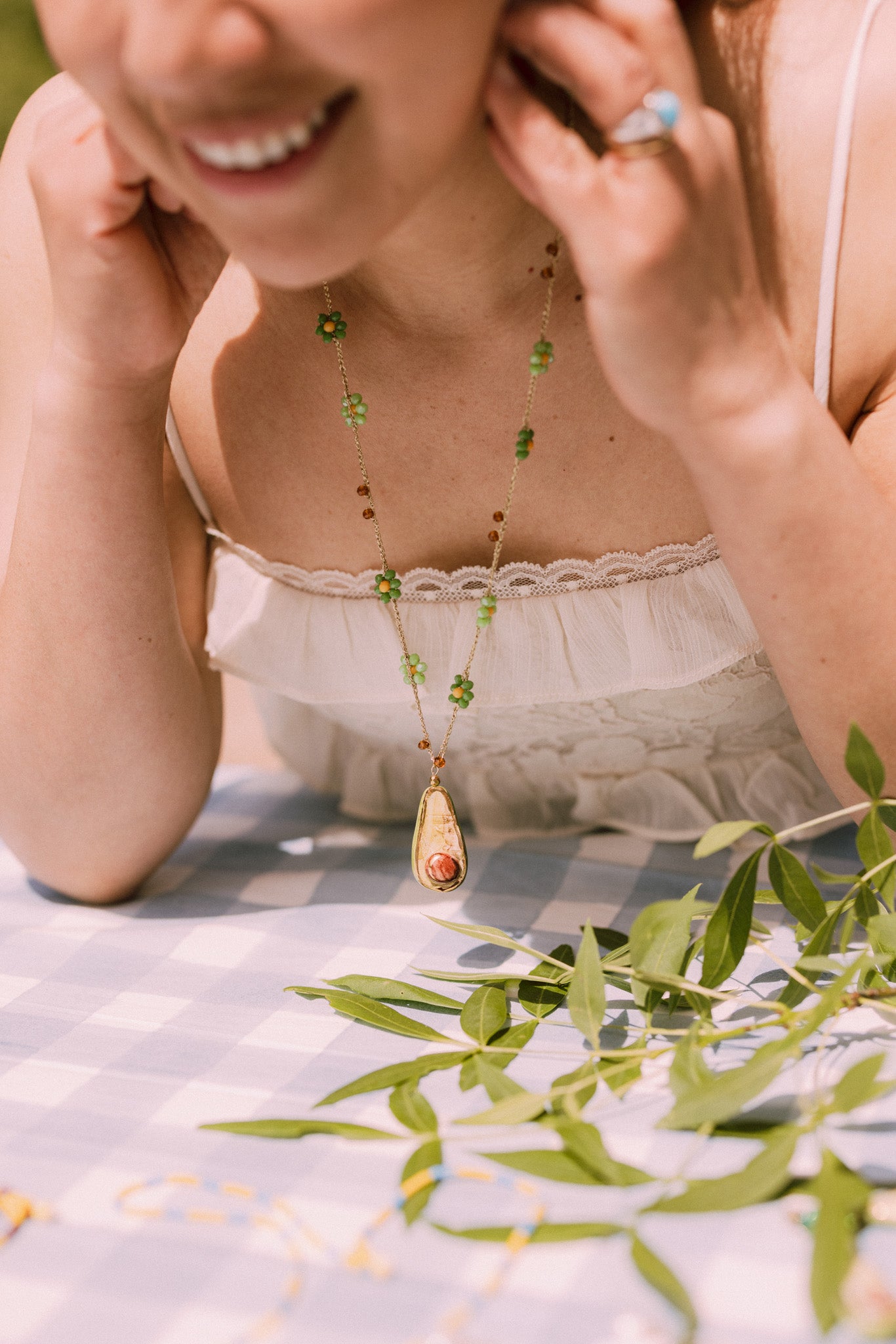 Collar Aguacate