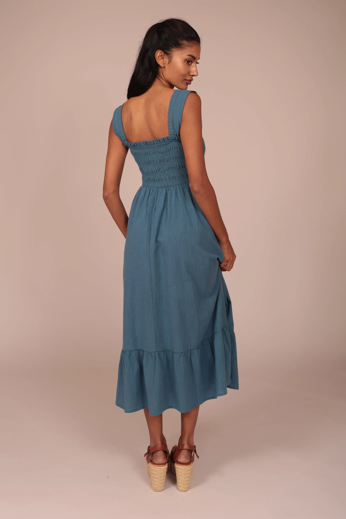 Vestido midi serral