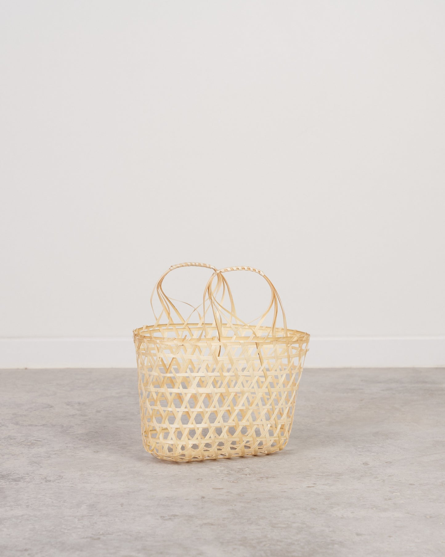 Cestita de bambú con asas Ulu