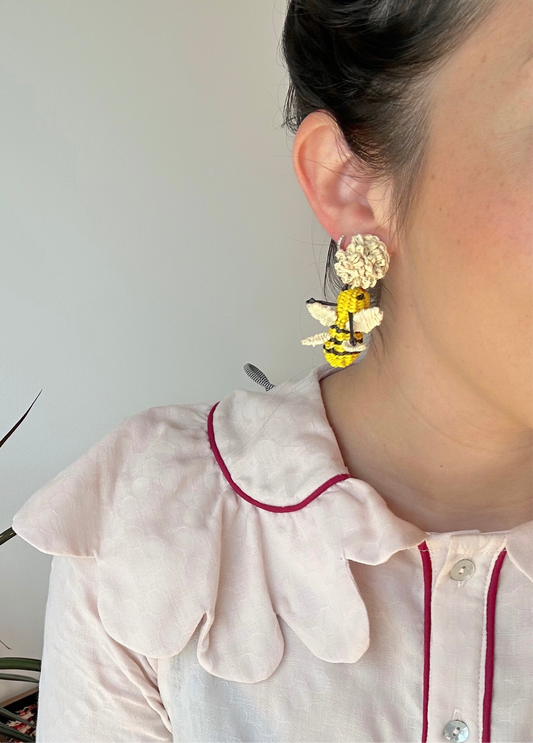 Pendientes Abeja