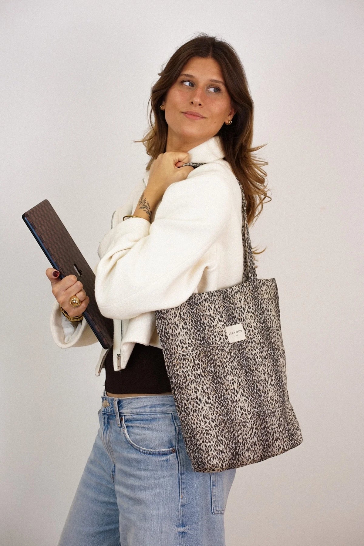 Bolsa pequeña con cremallera "Leo"