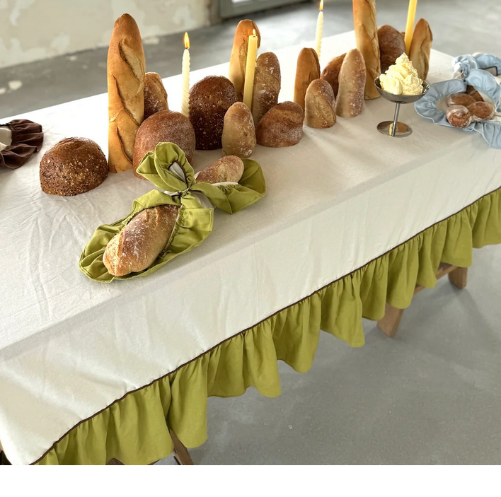 Mantel rectangular volante - marfil y verde