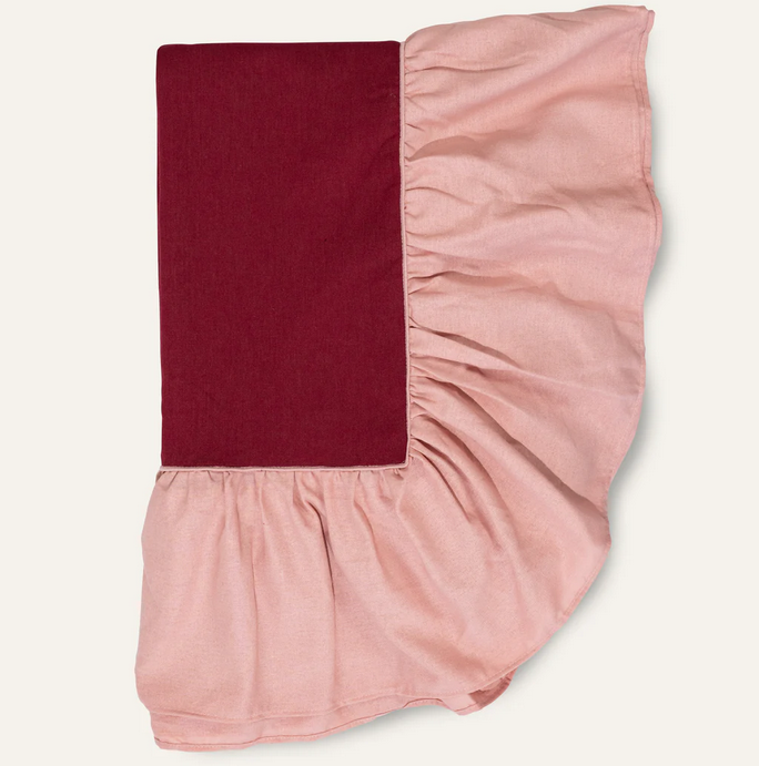 Mantel rectangular volante - cereza y rosa