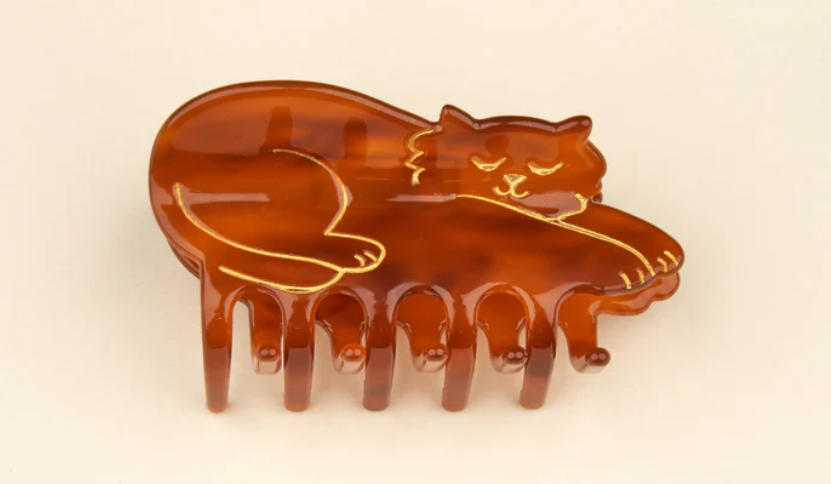 Pinza gato marrón