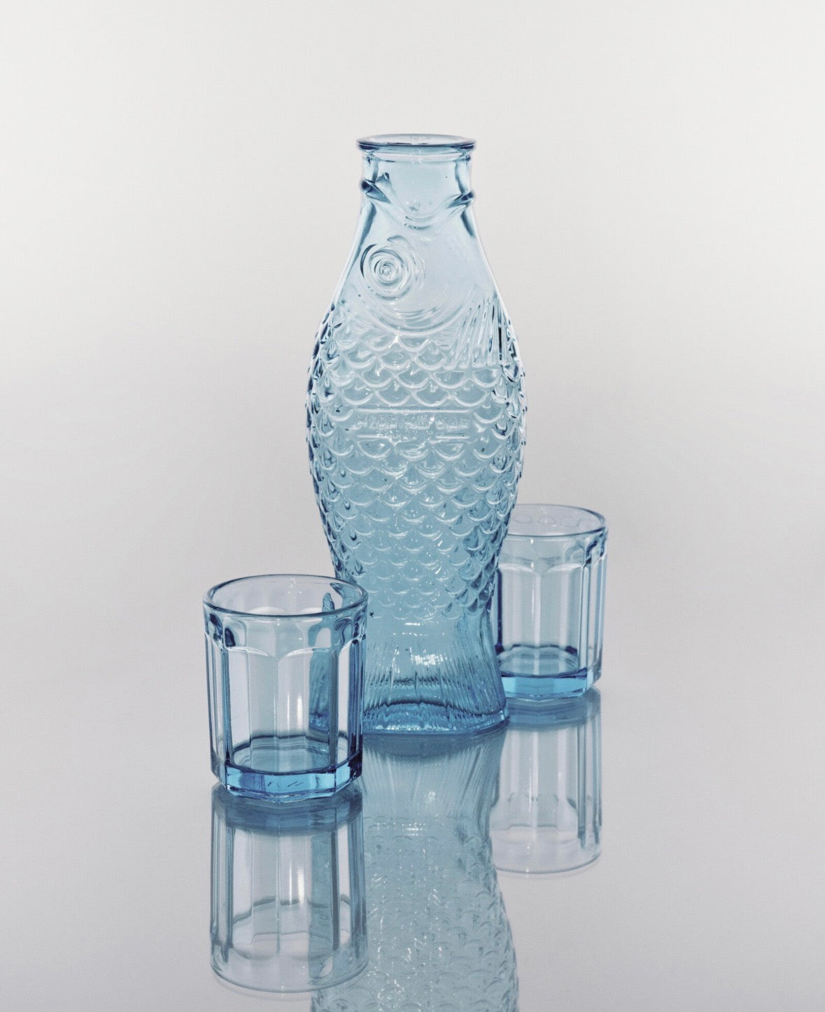 Jarra Fish & Fish + 2 vasos