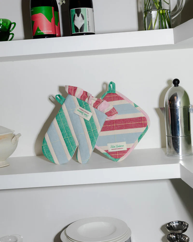 Set de manoplas y agarraderas para horno a rayas