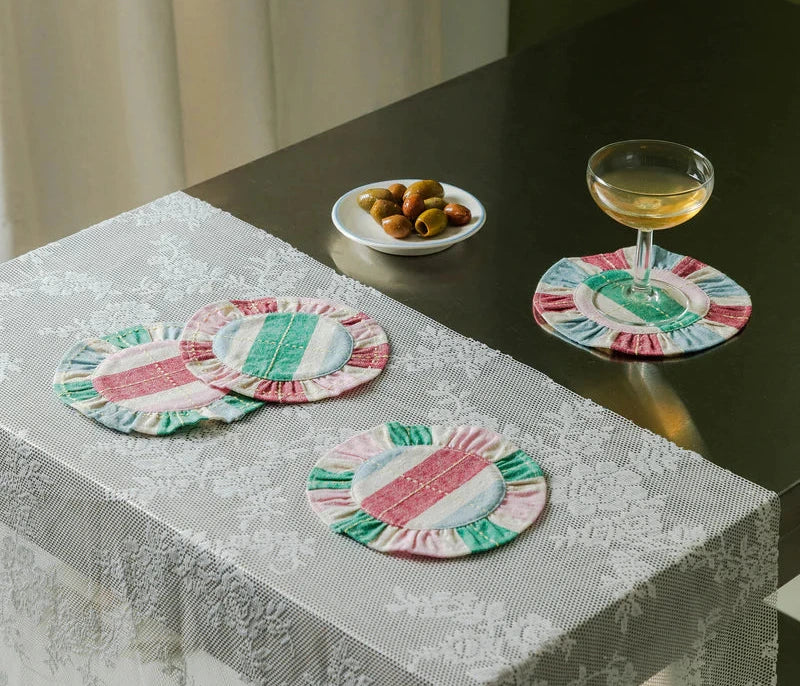 Set de posavasos con volantes